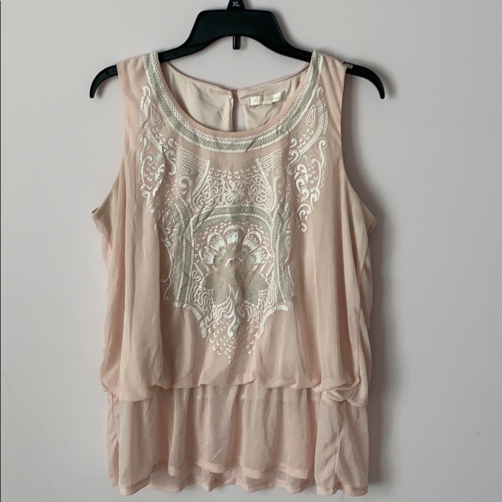 Pink tank top